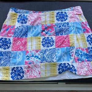 SOLD—Lilly Pulitzer size 8 SKORT